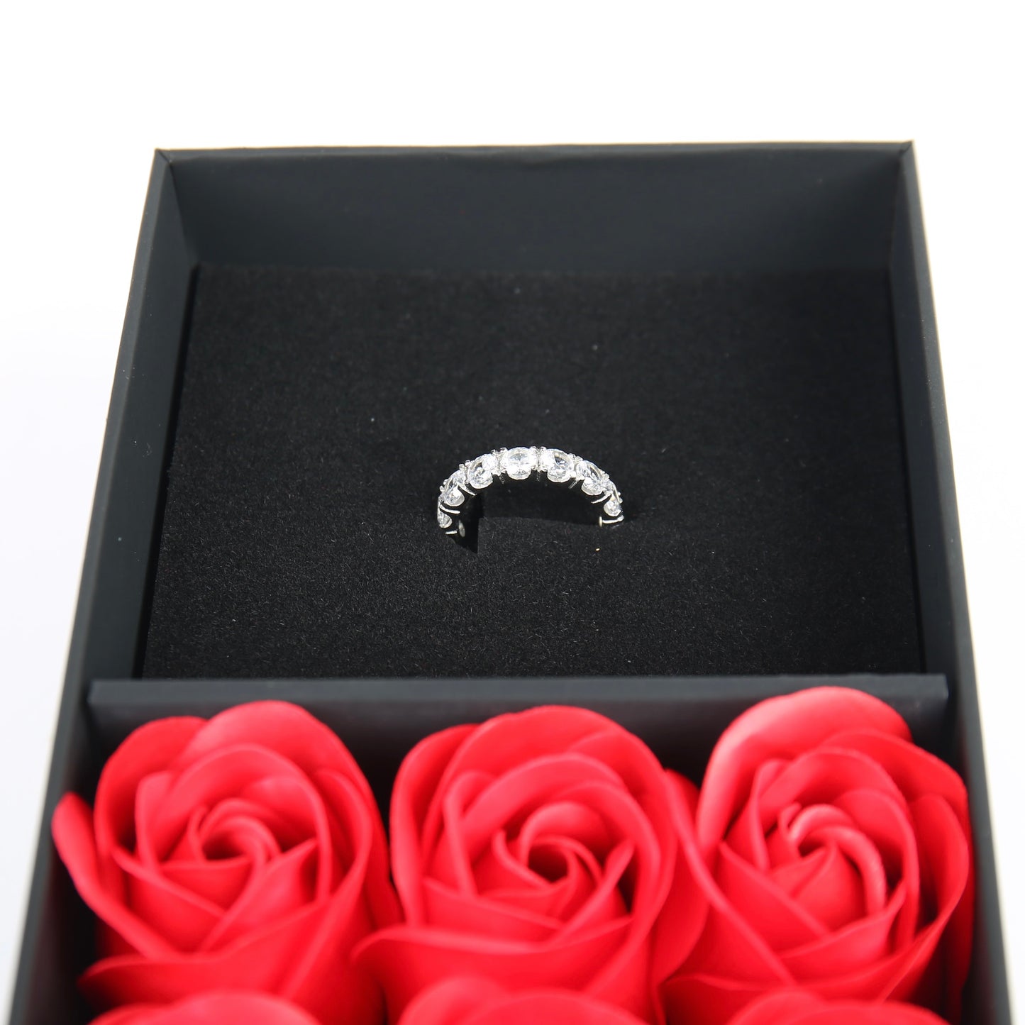 BloomingBox – Örökrózsa díszdoboz gyűrűvel - Blooming Heaven